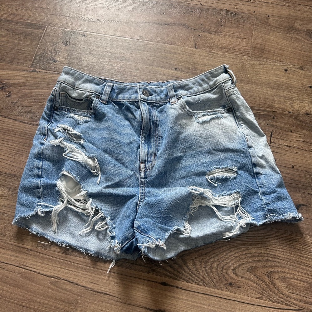 American Eagle Outfitters Blue Distressed Jean Shorts size 10